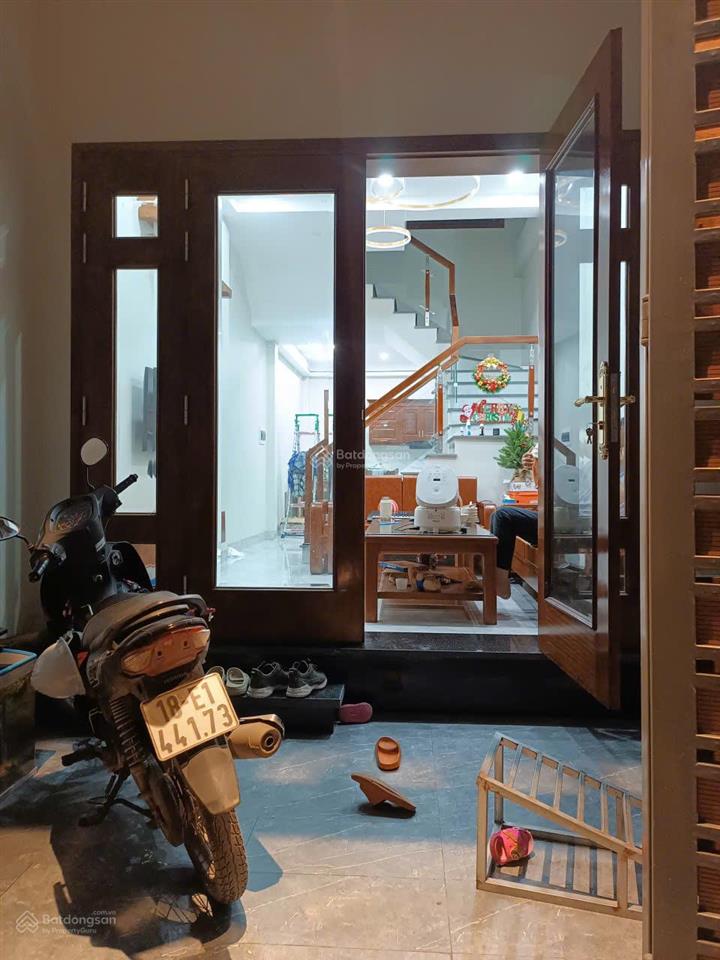 Bán nhà đẹp phân lô thị trấn trôi  hoài đức  37,6m²  oto chạy vòng quanh