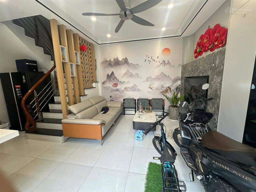 Bán nhà lai xá  hoài đức  30,5m2  5 tầng  thiết kế hiện đại, full công năng