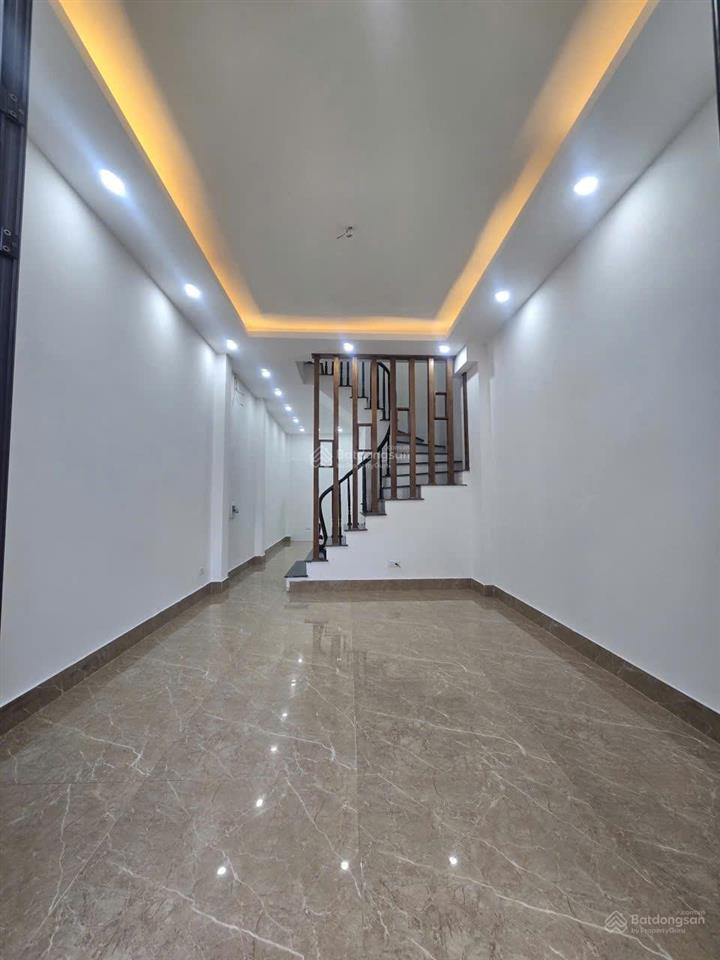 Bán nhà di trạch  5 tầng  36m2  không quy hoạch  giá tốt