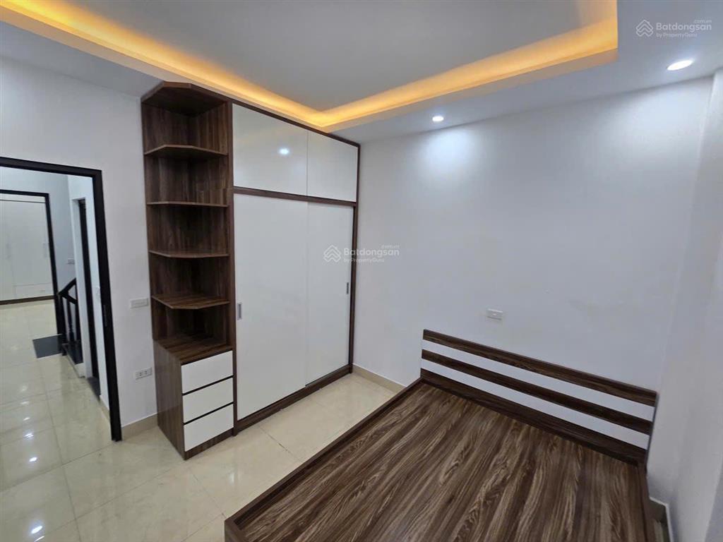 Bán nhà di trạch  5 tầng  36m2  không quy hoạch  giá tốt