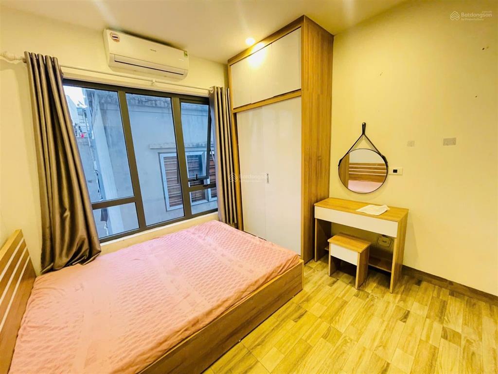 Cho thuê phòng trọ đầy đủ nội thất, nhà vệ sinh riêng, có thang máy và dọn dẹp tại đình thôn