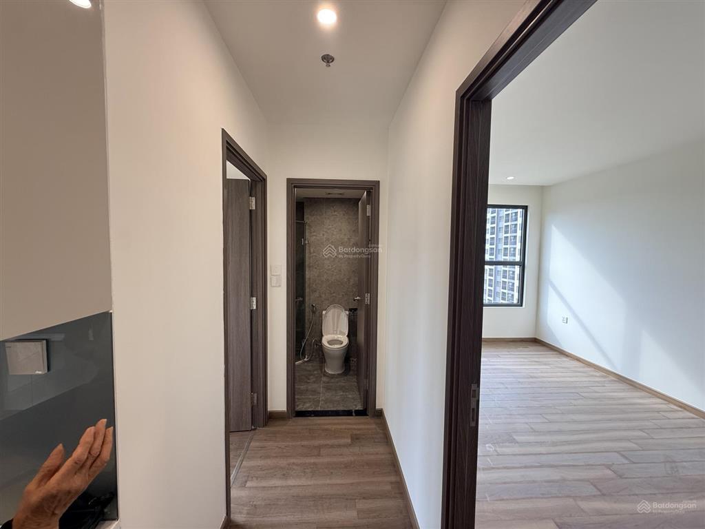 Chính chủ em, cần chuyển đổi nên bán lại căn 2pn góc siêu đẹp be3
