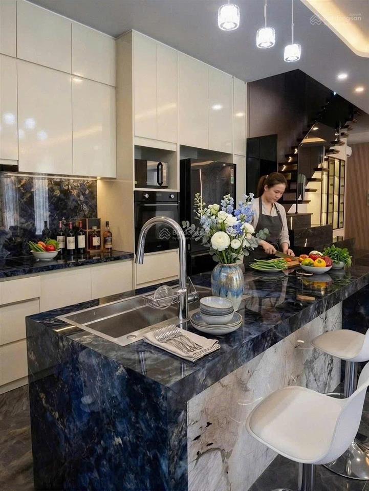 Chính chủ cần cho thuê gấp biệt thự mới xây đường lê văn lương  sơn trà  đà nẵng