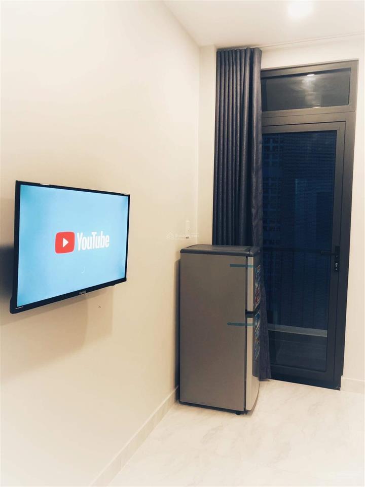 40m², 3,7tr, full nội thất, gần đh, siêu thị, chợ, ở mặt tiền đường 20m