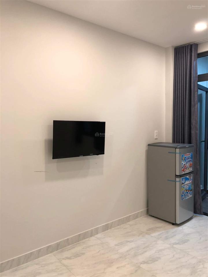 40m², 3,7tr, full nội thất, gần đh, siêu thị, chợ, ở mặt tiền đường 20m