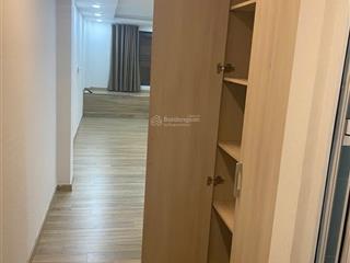 60m2 , tiện làm văn phòng , có máy lạnh , tủ lạnh , máy giặt