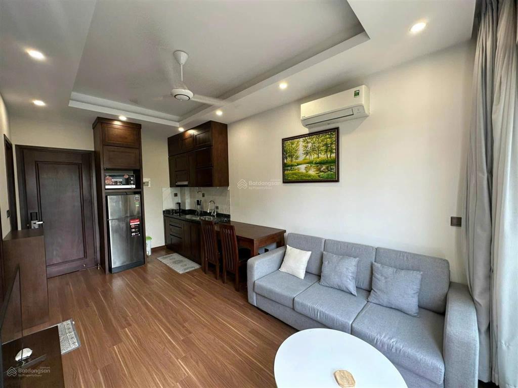 Siêu phẩm căn hộ 1pn cao cấp 40m2  thiết kế sang trọng  ngay cầu sài gòn  có dọn phòng