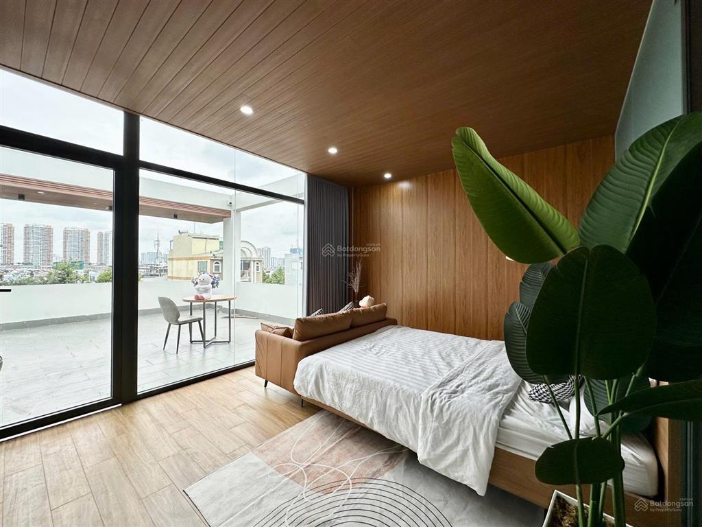 Khai trương studio tách bếp vách ngắn ban công lớn ngay đảo kim cương  máy giặt sấy riêng