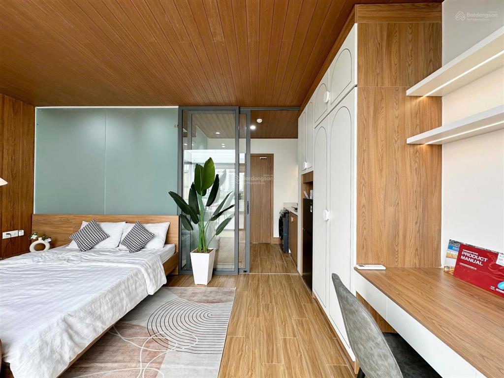 Khai trương studio tách bếp vách ngắn ban công lớn ngay đảo kim cương  máy giặt sấy riêng