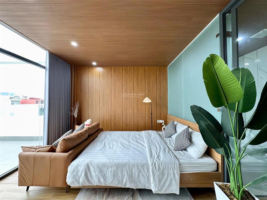 Khai trương studio tách bếp vách ngắn ban công lớn ngay đảo kim cương  máy giặt sấy riêng