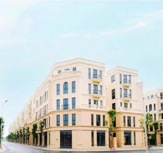 Bán căn liền kề vinhomes global gate cổ loa