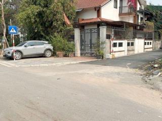 Bán đất tặng nhà 3 tầng về ở luôn.đường thông oto.giá nhỉnh 4tỷ