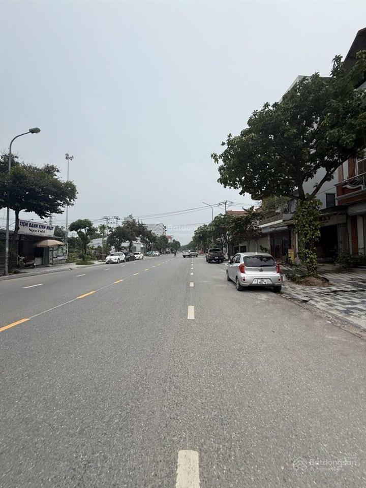 Chủ cần tiền bán gấp đất thị trấn đông anh 66m2 mt 5m. đường thông ô tô tránh tiện ích bạt ngàn