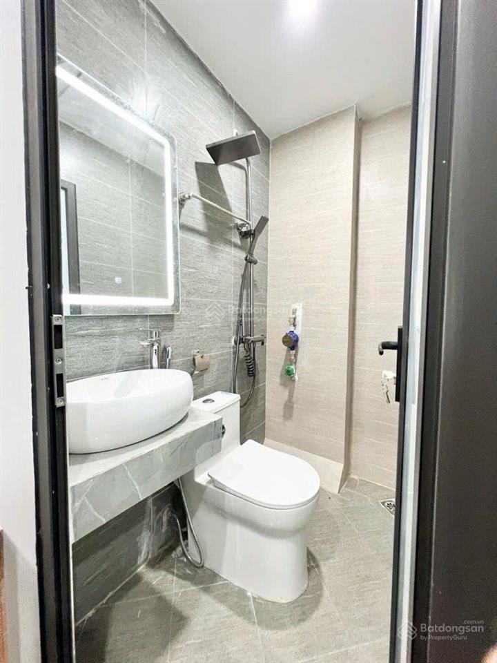 Siêudòngtiền7tầng14 pnthang máy75tr/thccmn mới koong3 phút ra cv thống nhất