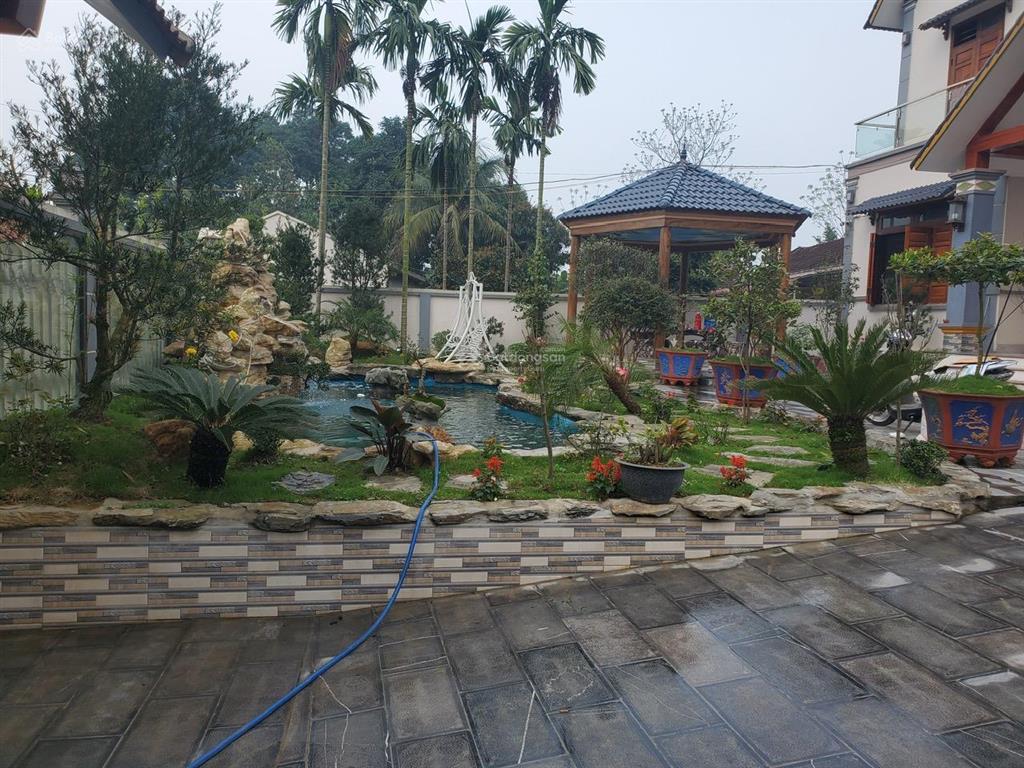 Bán biệt thự nghỉ dưỡng siêu hot ở phú thọ gần sân golf văn lang nhà bầu hiển 1545m2
