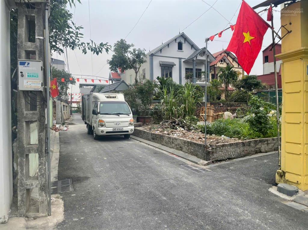 Nhà  vườn trung tâm đông anh, s200m, full thổ cư, mt rộng 11m, ô tô ngủ trong đất.