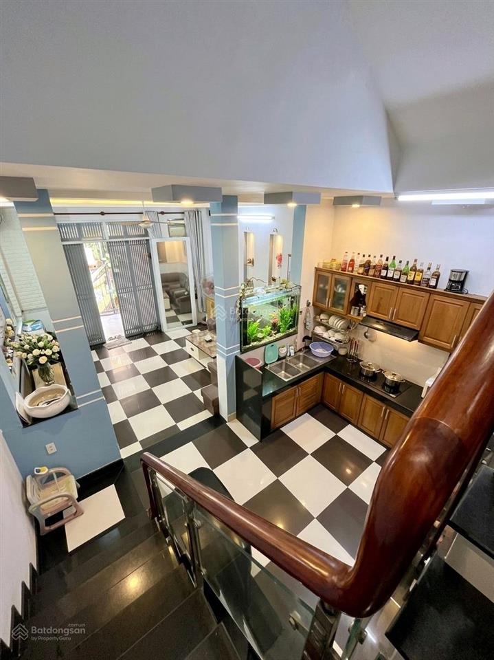 4.9 x 14m  lý thường kiệt  4 tầng btct  hxh thông  chỉ 7.9 tỷ tl