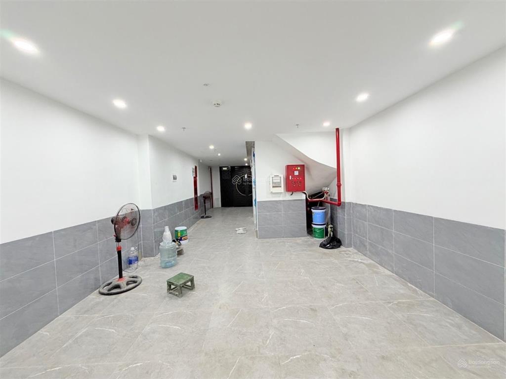 Nhà đẹp xuân đỉnh, 8 tầng bề thế, sát mặt phố, dòng tiền 1 tỷ/năm, 66m2, giá chào 20 tỷ