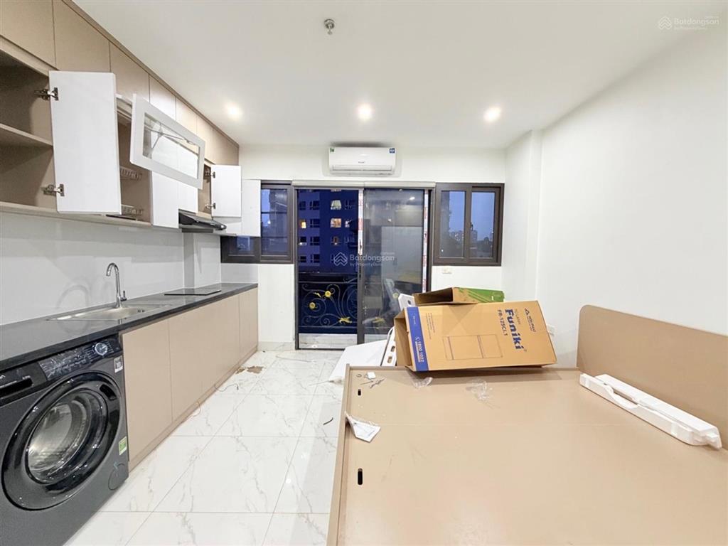 Nhà đẹp xuân đỉnh, 8 tầng bề thế, sát mặt phố, dòng tiền 1 tỷ/năm, 66m2, giá chào 20 tỷ