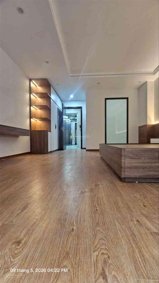 Nhà đẹp xuân la, ô tô tránh nhau, 3 bước ra mặt phố, hàng xóm hồ tây, 63m2, giá 21 tỷ.