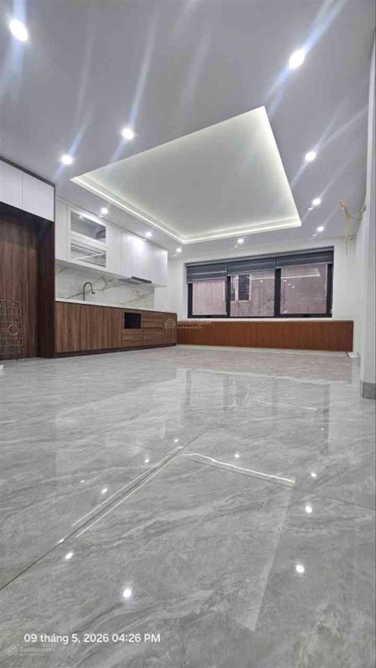 Nhà đẹp xuân la, ô tô tránh nhau, 3 bước ra mặt phố, hàng xóm hồ tây, 63m2, giá 21 tỷ.