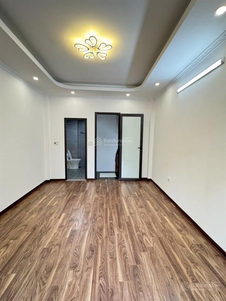 Hàng xóm hồ tây  nhà đẹp thụy khuê, 10m ô tô, sát phố, lô góc thoáng sáng, 49m2, 13 tỷ.