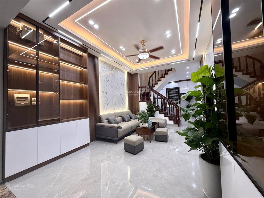 Hàng xóm hồ tây  nhà đẹp thụy khuê, 10m ô tô, sát phố, lô góc thoáng sáng, 49m2, 13 tỷ.