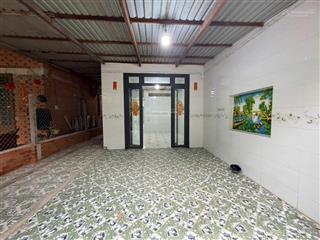 Nhà ngay phường gia lộc 5.5x24 full 2 phòng ngủ đường oto 790 triệu