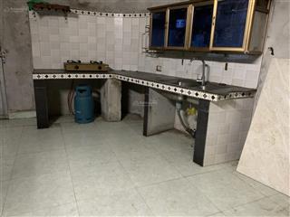 Chủ cần tiền gấp nên muốn chuyển nhượng mảnh đất 150m2 bìa làng cổ loa sẵn nhà c4