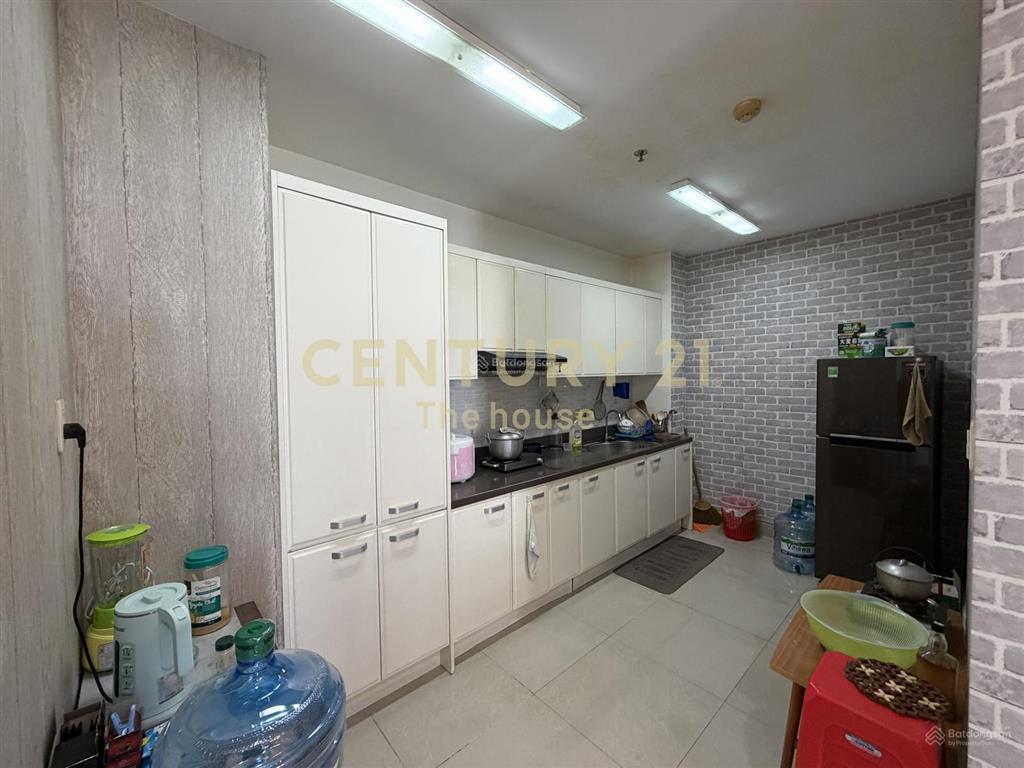 Bán căn hộ charm plaza, 84,5m2, 3pn, 2wc, pháp lý đầy đủ