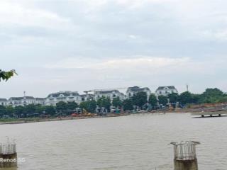 Đất đẹp long biên gần 40m  ngay gần trung tâm chợ thạch bàn  giá còn chưa tới 5 đồng ạ