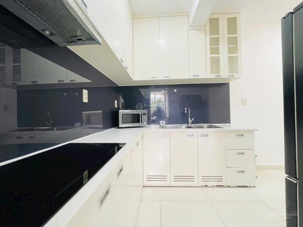 Cho thuê cc 2pn, 12 triệu vnd, 70m2 tại sky garden 3, q7, hcm  đẹp, nhiều tiện ích