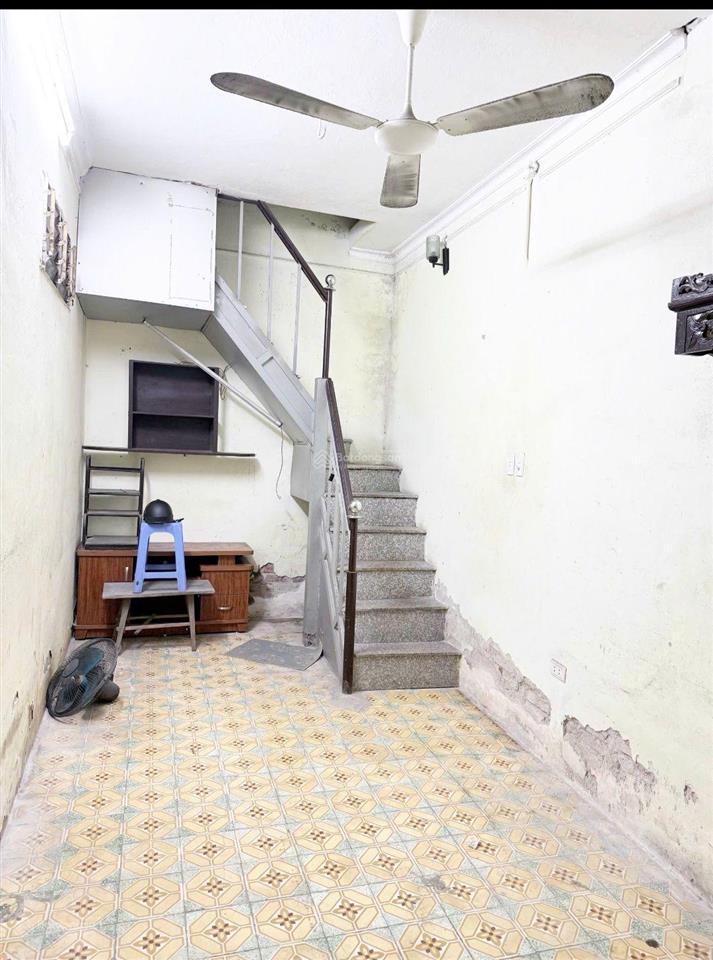 Chính chủ bán nhà riêng 3 tầng chỉ 5 tỷ tại hoàng mai.