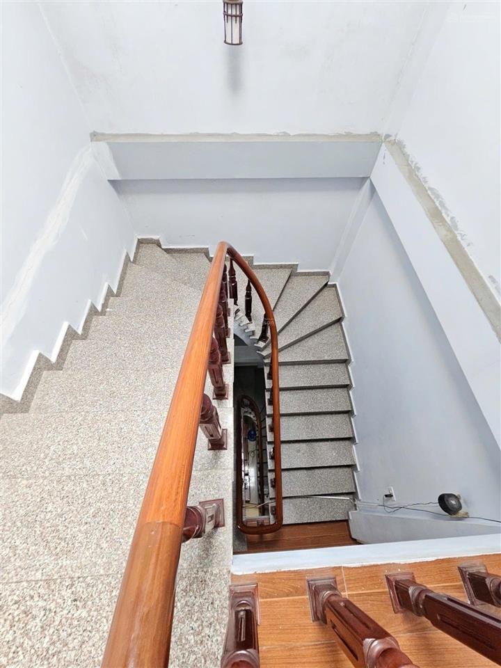 Bán nhà phạm ngũ lão  hồng gai  quảng ninh  84m2x3t  mt 6m  giá chỉ 3,4 tỷ