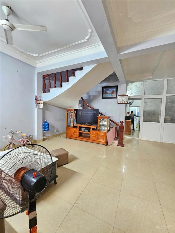 Bán nhà phạm ngũ lão  hồng gai  quảng ninh  84m2x3t  mt 6m  giá chỉ 3,4 tỷ