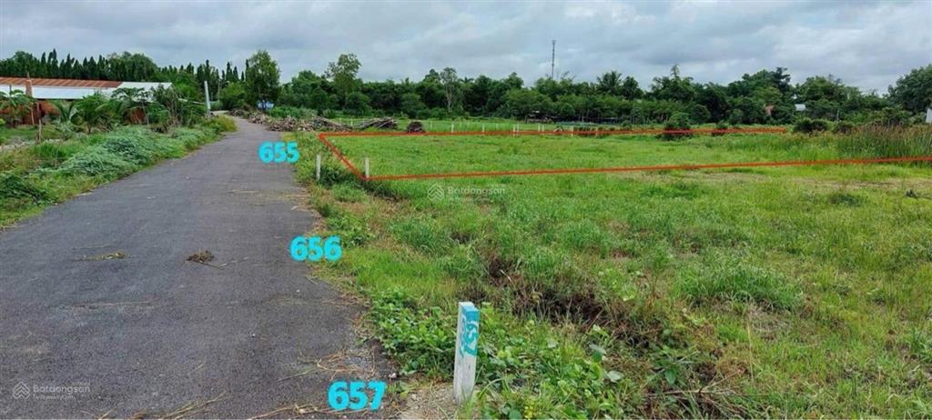 Chỉ 980 triệu  đất vườn 500m2  thái mỹ  gần ql22  đường nhựa oto vô đất