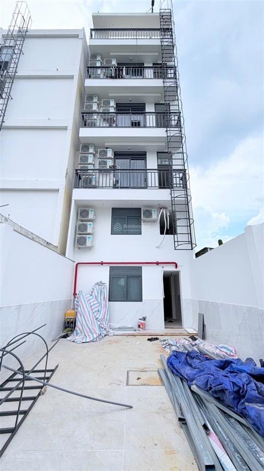 Hàng new 100%  chdv vườn lài 170m2  30 phòng thu 105tr/tháng chỉ 1x tỷ tl
