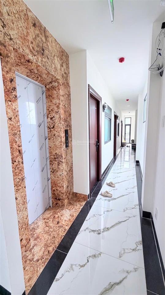 Hàng new 100%  chdv vườn lài 170m2  30 phòng thu 105tr/tháng chỉ 1x tỷ tl