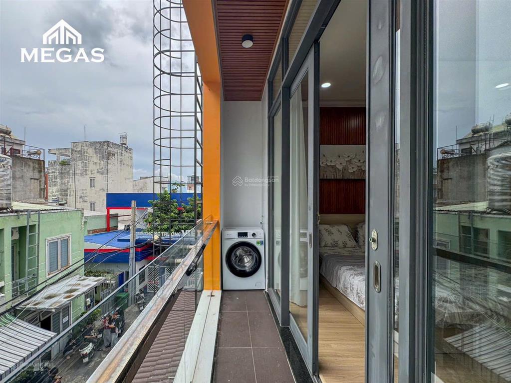 Căn hộ luxury full nội thất, gần phan văn hớn  trường chinh