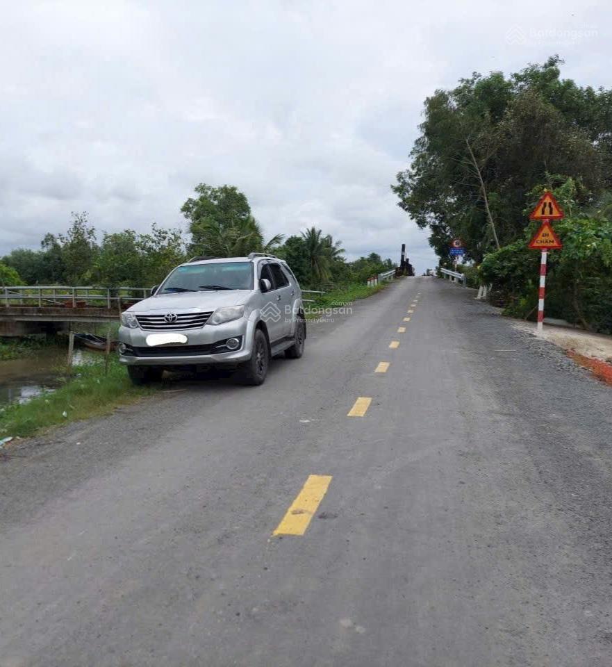 Đất mt đường đt 830 đức hòa, long an 2600m2, thích hợp nhà vườn sinh thái, kho bãi