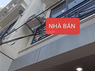 Nhà đẹp 4 tầng đông dư, gia lâm sát ủy ban, ở ngay vị trí trong đê đông dư,
