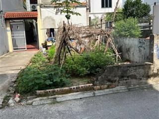 Bán đất trục chính đông dư ngõ nông, ô tô tránh vị trí đẹp, nằm ngay trục chính