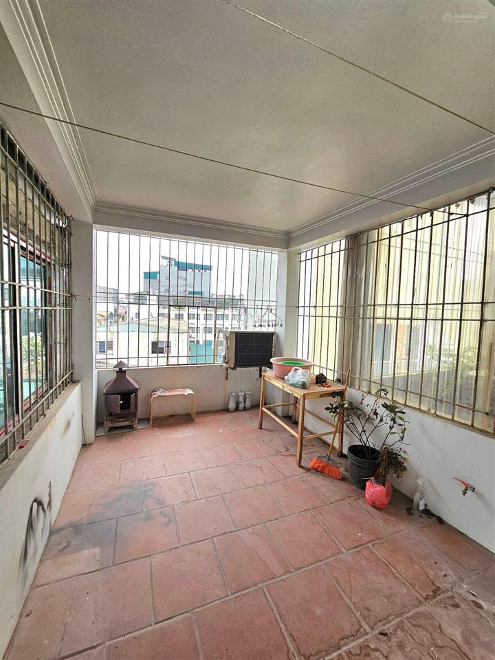 Siêu hiếm thạch bàn ô tô đỗ cửa nhà dân xây giá đầu tư vị trí đẹp tại thạch bàn