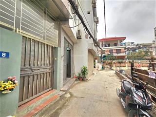 Siêu hiếm thạch bàn ô tô đỗ cửa nhà dân xây giá đầu tư vị trí đẹp tại thạch bàn