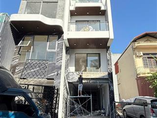 View hồ điều hoà 7 tầng thang máy nội thất xịn sò ô tô thông vị trí cực đẹp