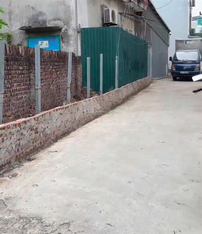 Hàng hiếm cự khối bát khối, long biên, hà nội. vị trí đẹp ngay sau chợ cự khối