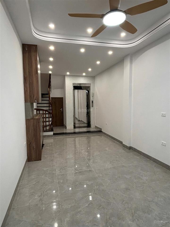 Chính chủ bán nhà 7 tầng thang máy ngọc thụy, long biên bạn đang tìm kiếm một căn nhà