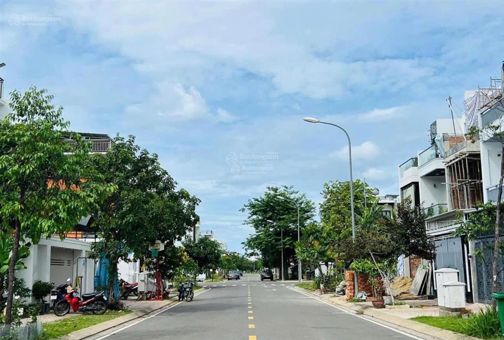 Đất mặt tiền nguyễn duy trinh  chỉ 3tỷ8  bank hỗ trợ 70%  sổ hồng sẵn