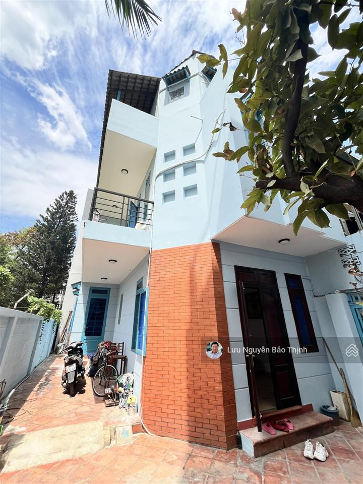 Bán nhà 3 tầng 99m2, đ. trương công định giá chỉ 9.5 tỷ tl