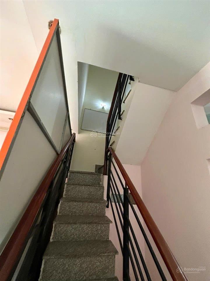 Bán nc4 54m2 gần chợ bà hoa, p12, q.tân bình, giá 6.5 tỷ tl